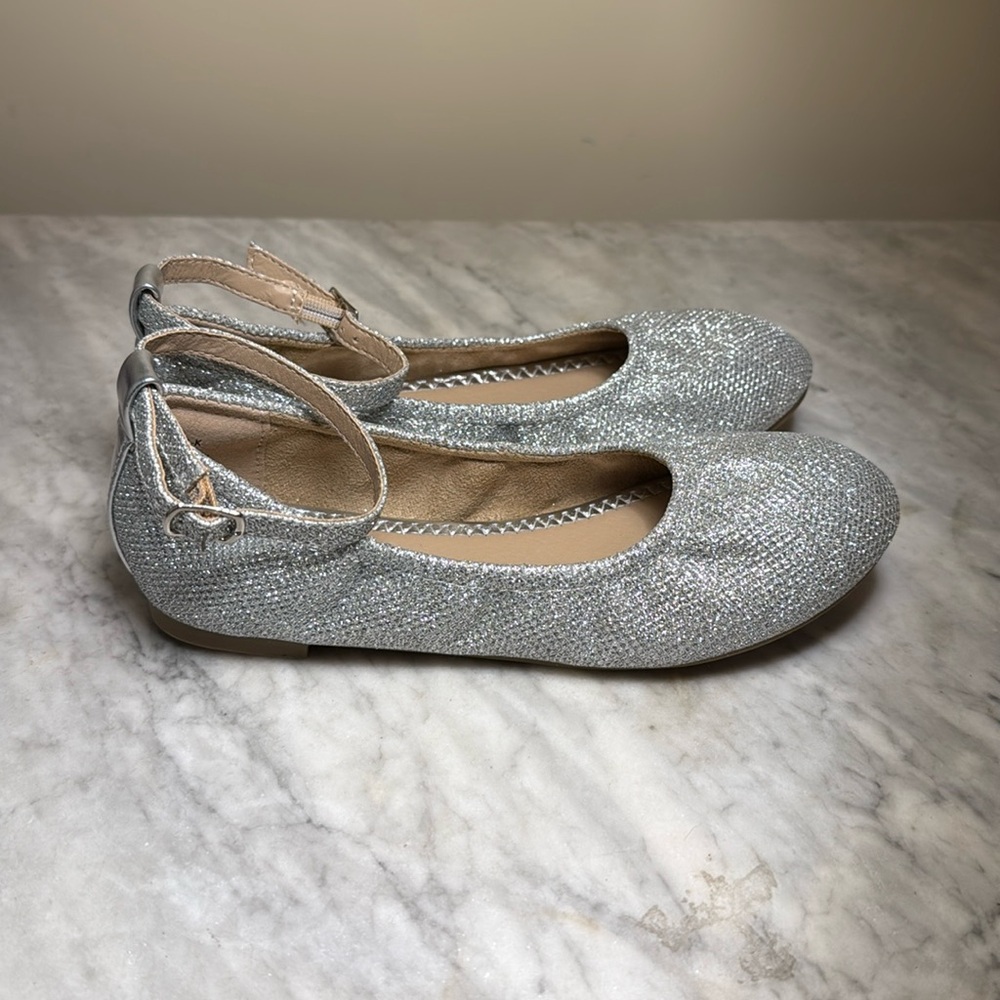 Dream Pairs sparkle ballet dress flat.